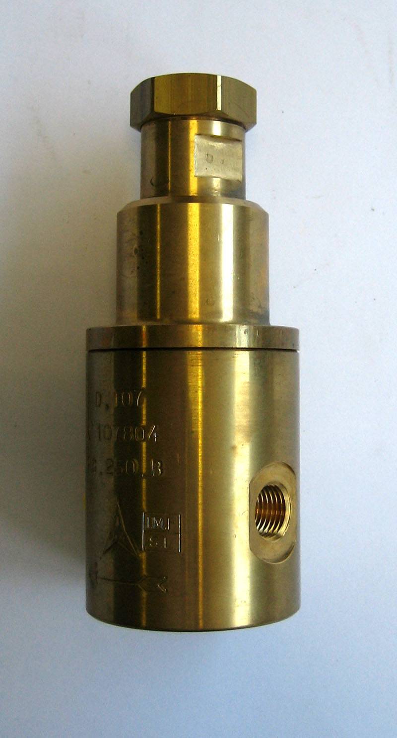 D107 Pressure Reducer